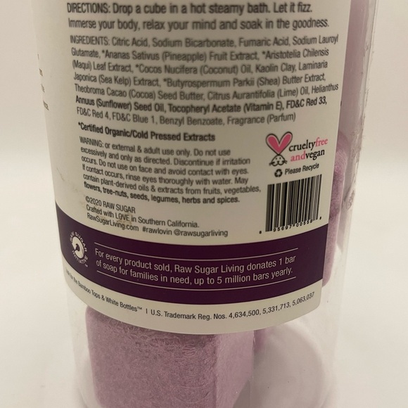 RAW SUGAR Bath Fizzers - Pineapple, Maqui Berry and Coconut - Picture 3 of 3